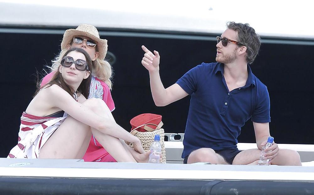 16P Anne Hathaway - Having fun on a yatch in Capri