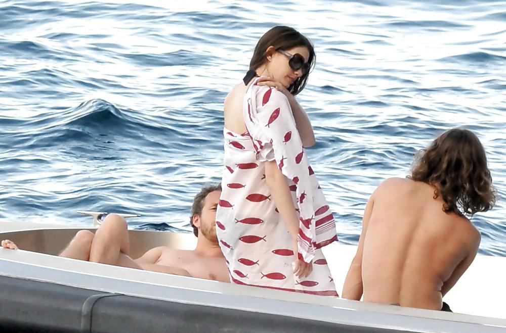 16P Anne Hathaway - Having fun on a yatch in Capri