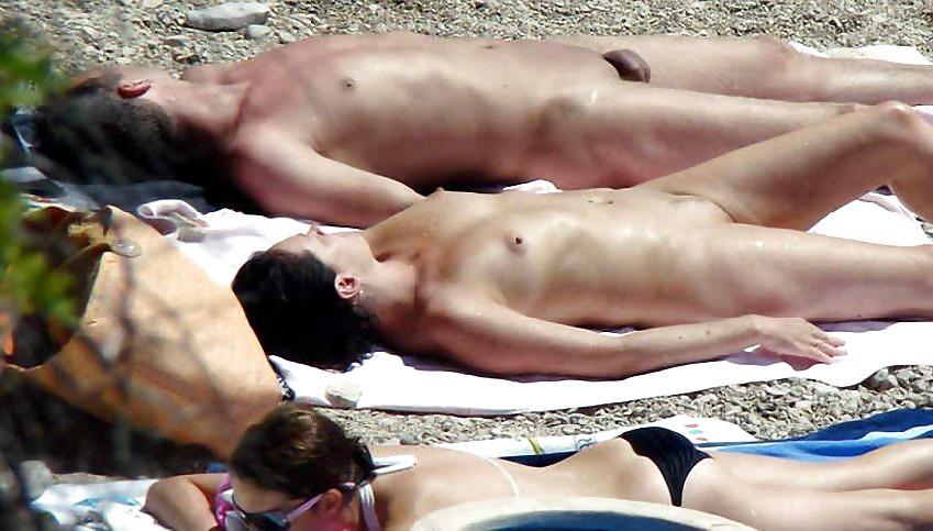 25P More Nudist Beach