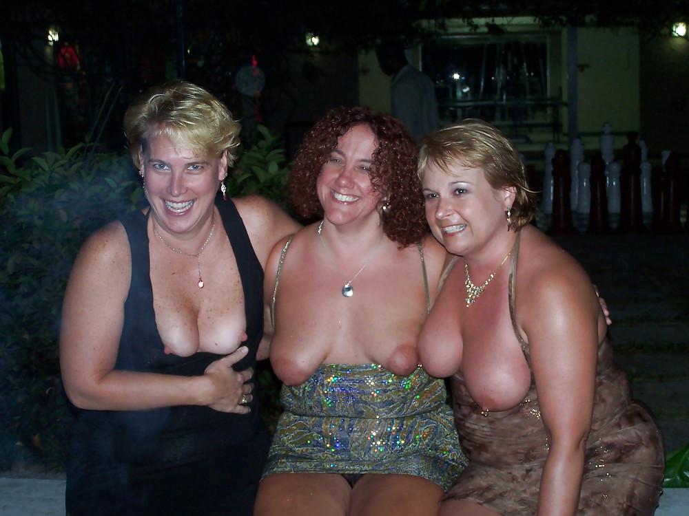 25P STUNNING MILFs, I WANT TO FUCK THEM ALL