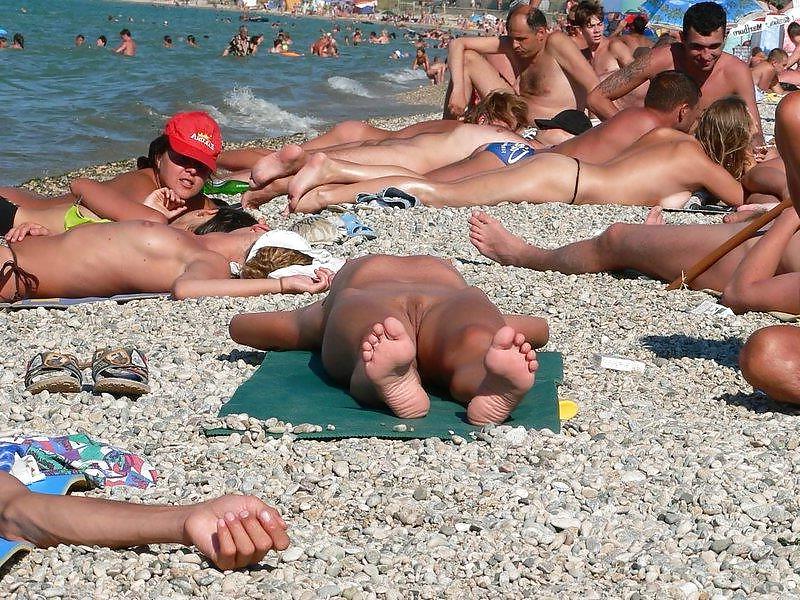 25P Nude Beach Teens