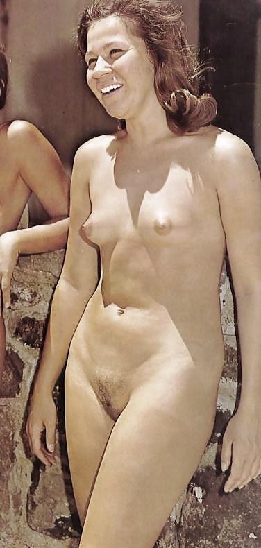 25P Nudists Naturists Public Outdoor Flash #6
