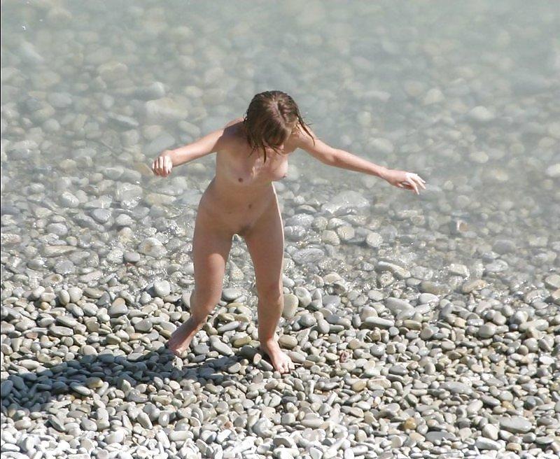 25P Nudist Beach Teens
