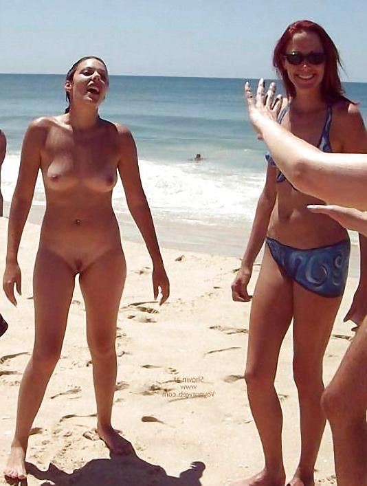 25P Nudist Beach Teens