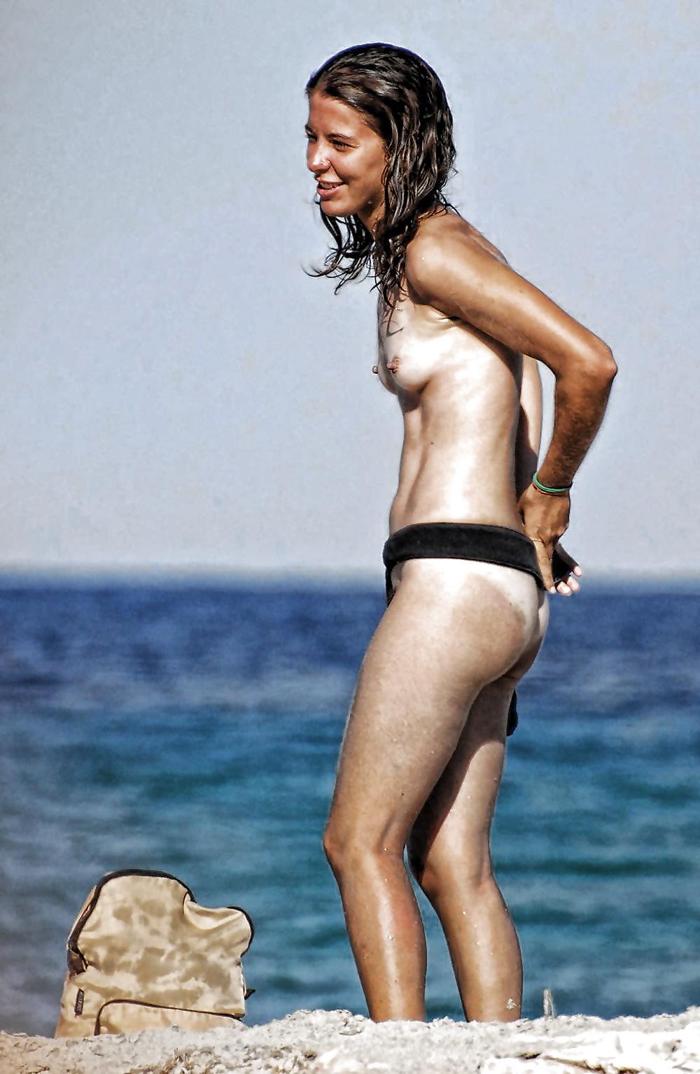 25P Photoshop fun ( naked on the beach )