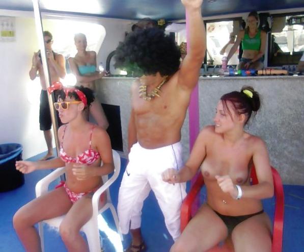 25P Exposed:  Naughty Spring Break College Girls