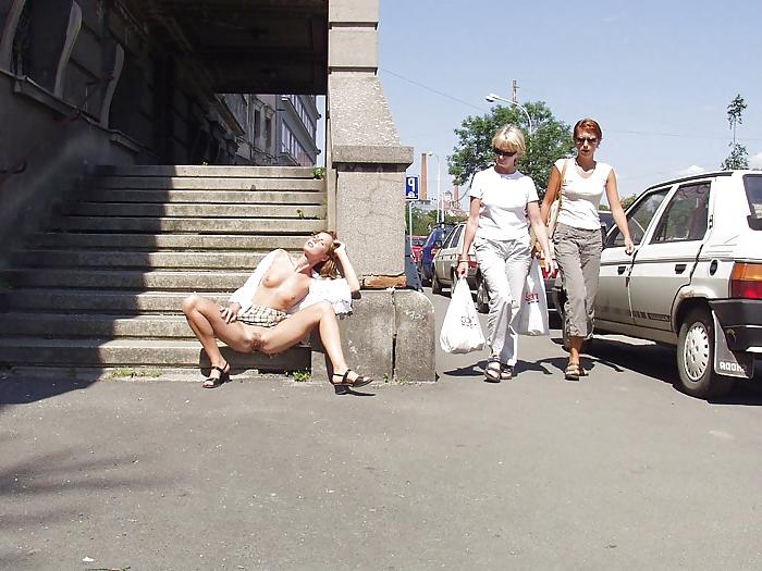 25P Public Flashing 9