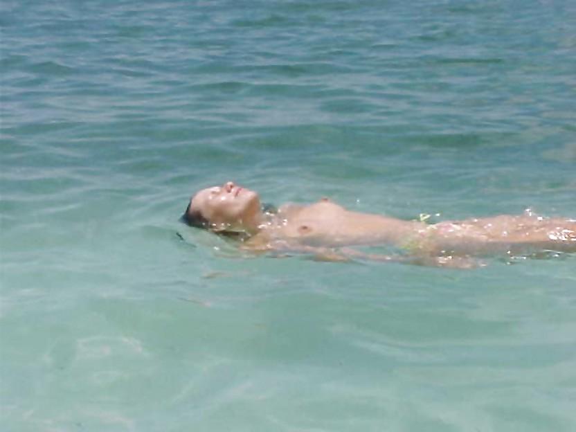 25P Nude Beach Teens