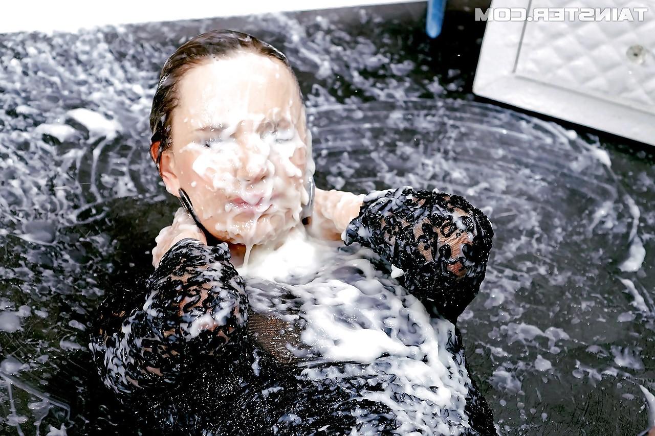 15P Dirty blonde getting body bathed in cum in messy gloryhole suck and fuck