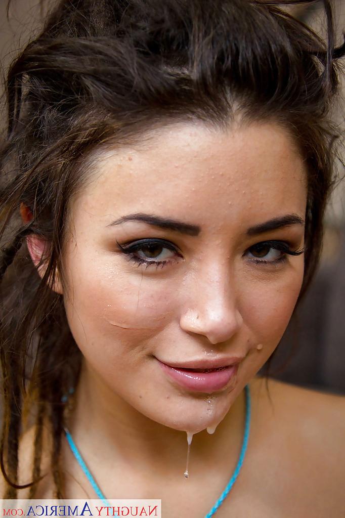 15P Gorgeous brunette Daisy Haze gives a juicy sloppy blowjob on cam