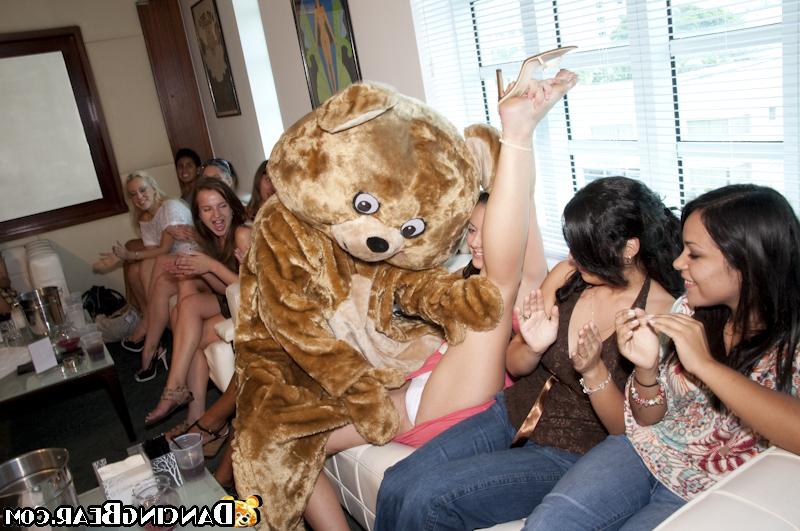16P Clothed ladies with sexy bodies demonstrate their blowjob skills on a party