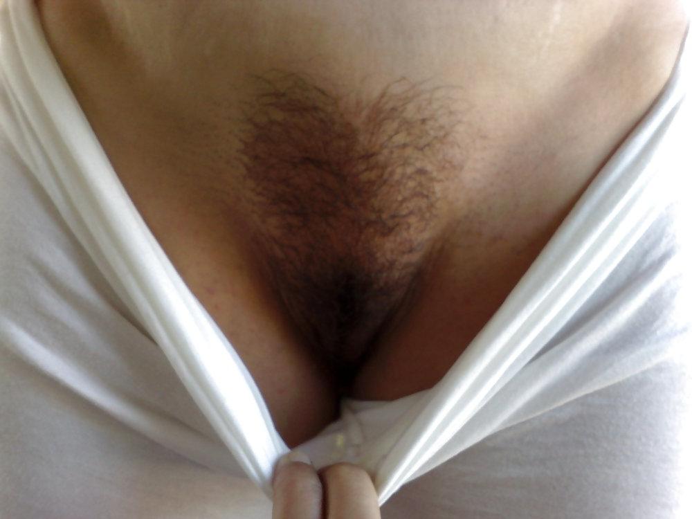 12P Hairy pussy