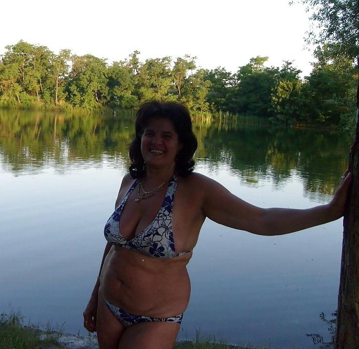 18P Naked beach 115.