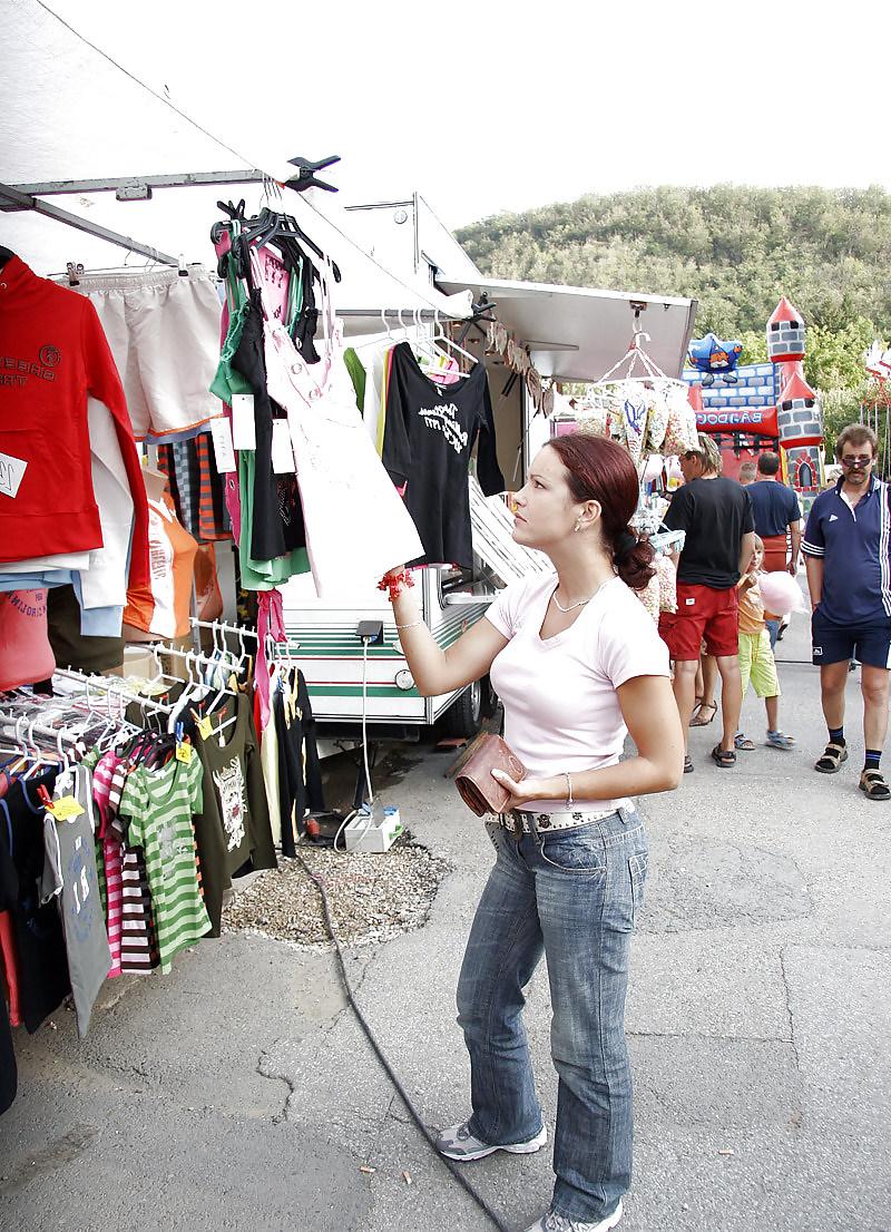 11P Teen goes shoppen and then an old man help her