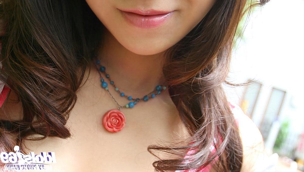 16P Fully clothed asian sweetie flashing her nice jugs and bush outdoor
