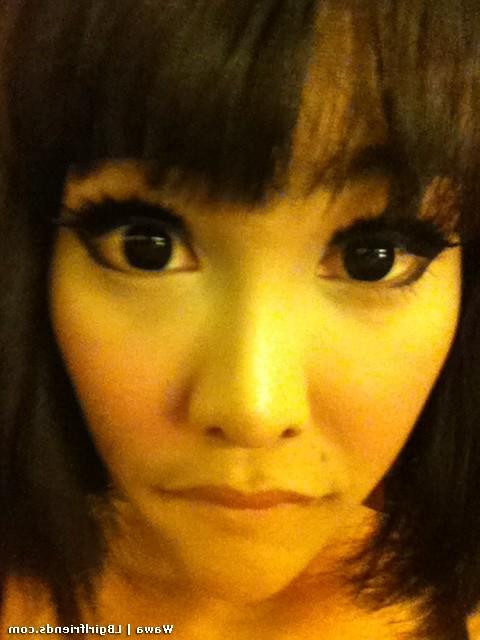 16P Non nude self shots compliments of pretty Asian shemale Wawa