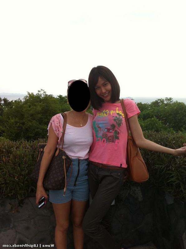 16P Non nude self shots compliments of pretty Asian shemale Wawa
