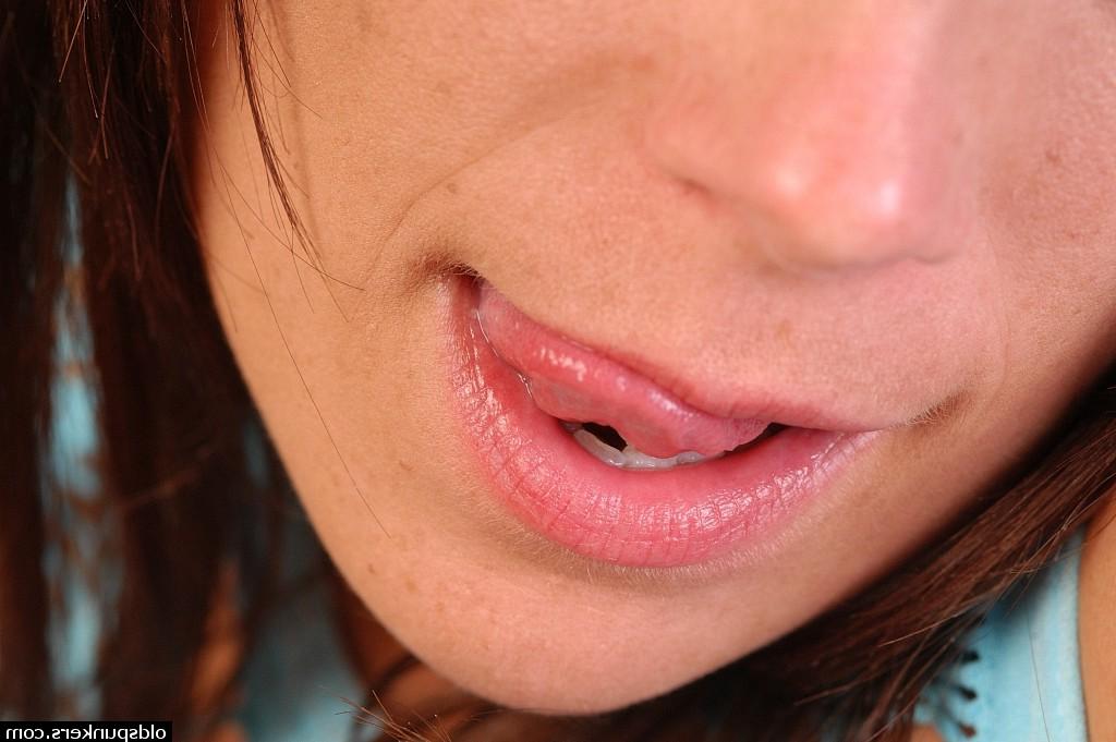 16P Hot older woman Sunny and her erect nipples in sexy close ups