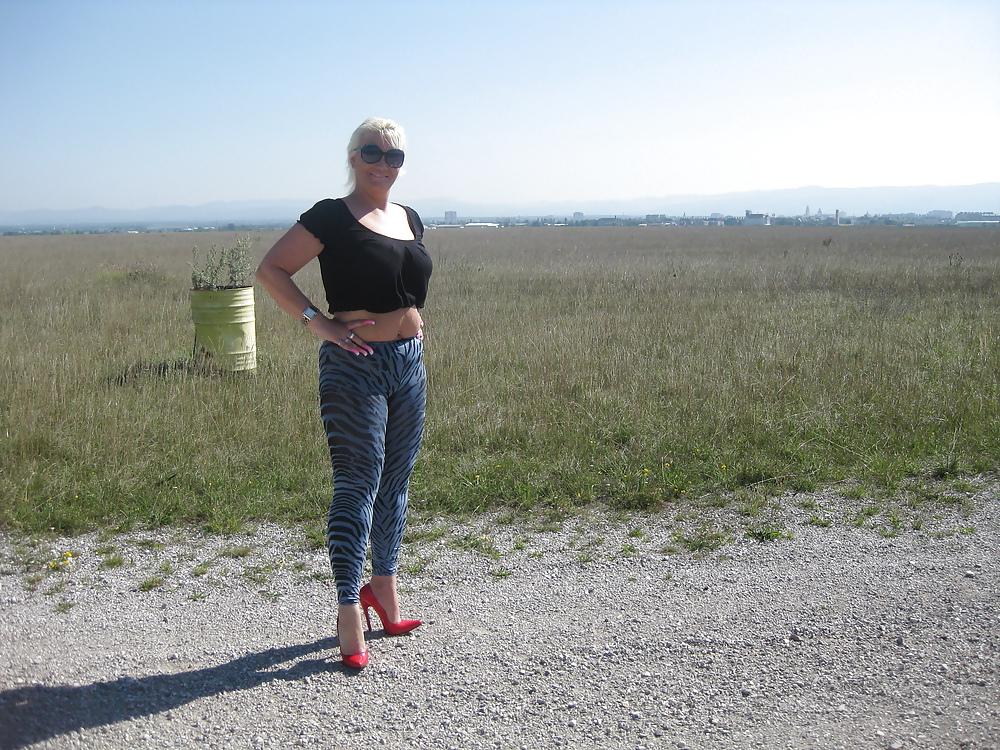 25P Nylons and High Heels Outdoor