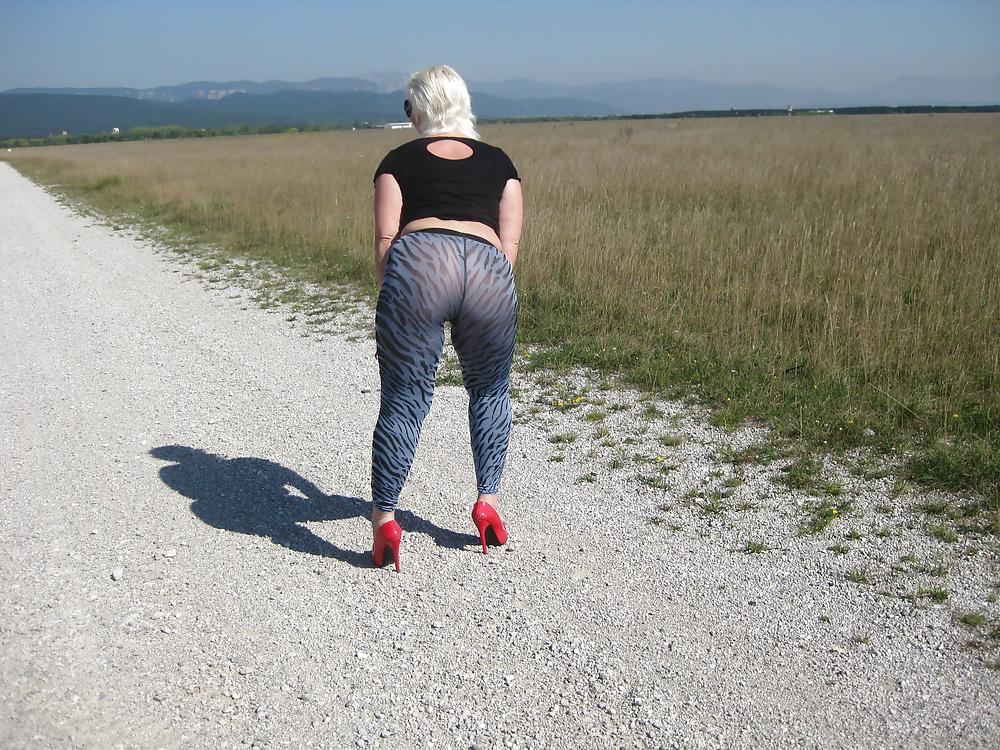 25P Nylons and High Heels Outdoor
