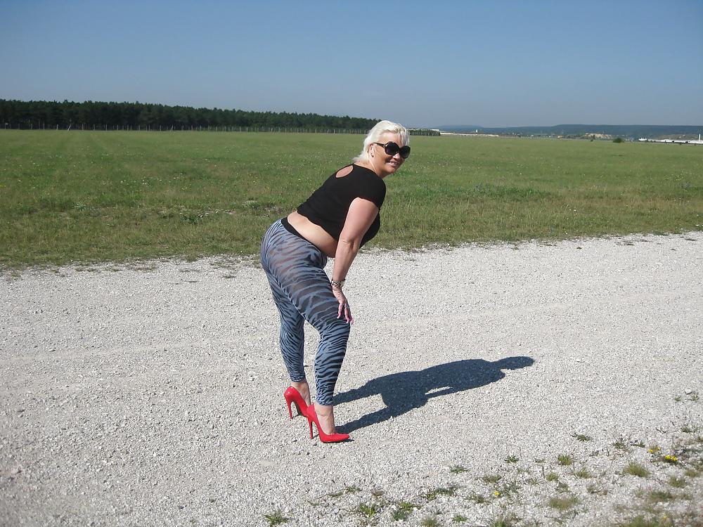 25P Nylons and High Heels Outdoor