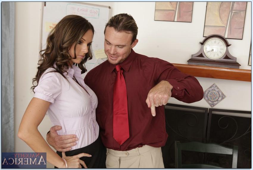 16P Hot MILF Jennifer Dark gives a blowjob and gets shagged in the office
