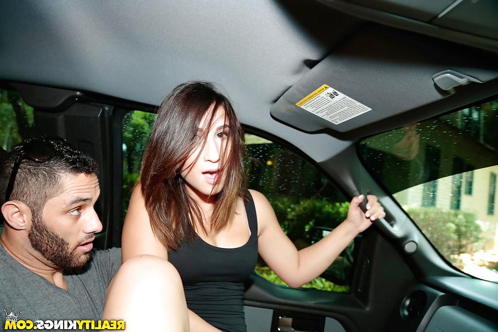 16P Latina teenager Victoria Roxx gives a blowjob in car in broad daylight