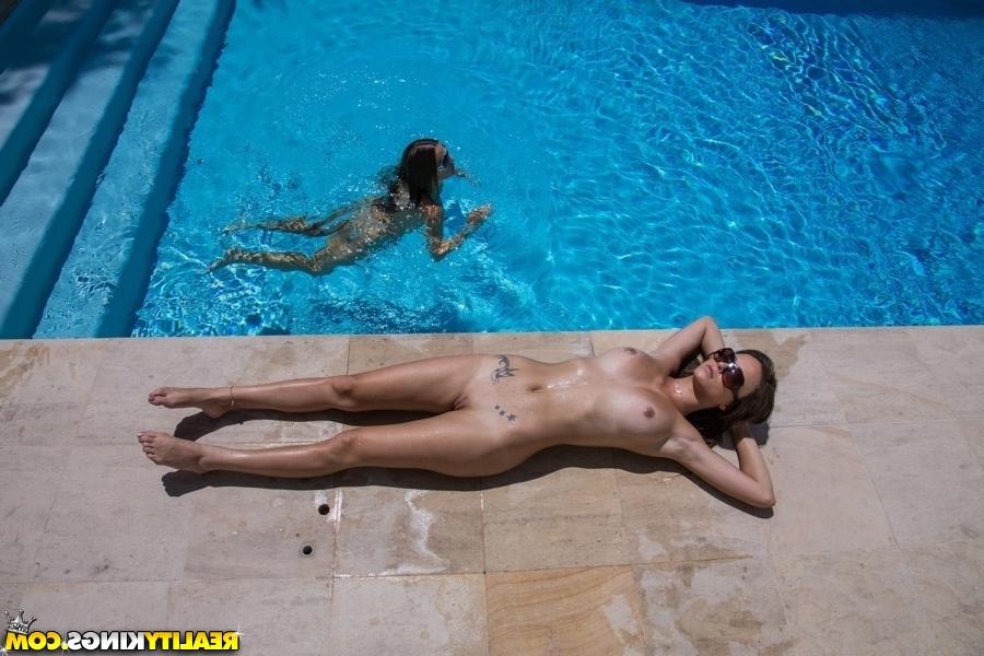 16P Two brunette bitches having a lesbian sex outdoor by the pool