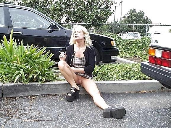 16P Blonde flashing in shop and outdoor