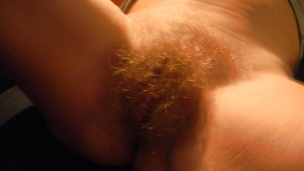 7P Hairy blonde 