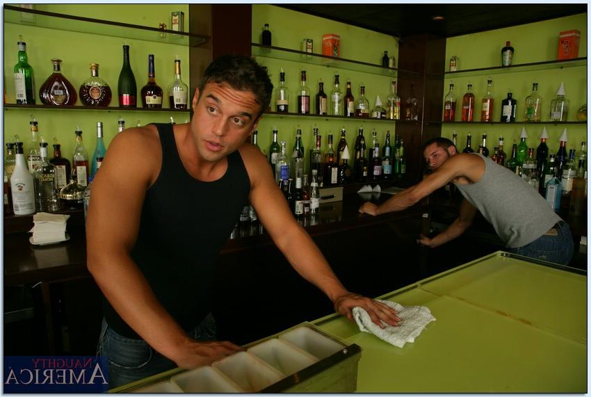 16P Drunken hotties giving bartender a blowjob and getting laid in groupsex