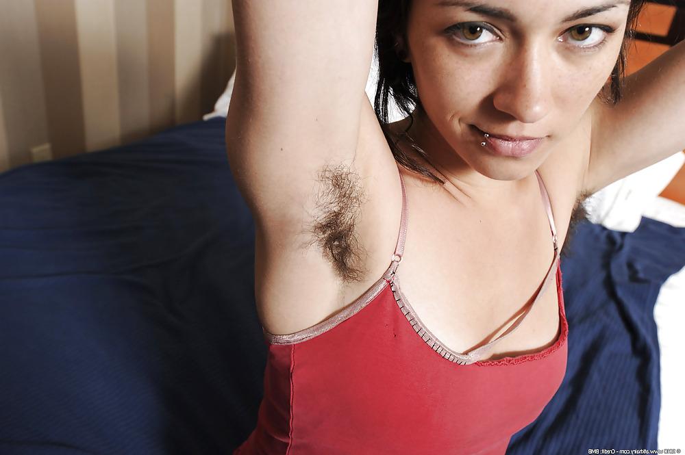 21P Hairy young Girls