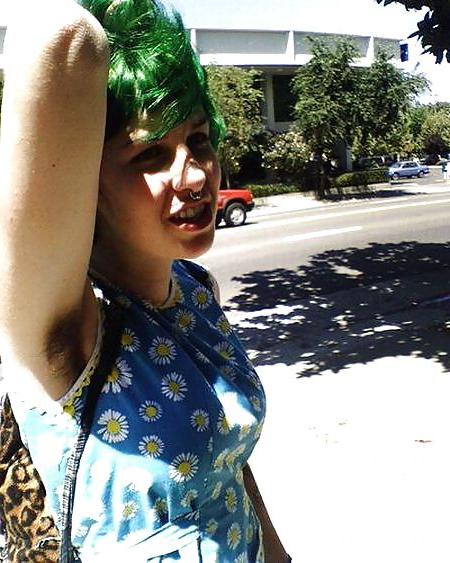 21P Hairy young Girls
