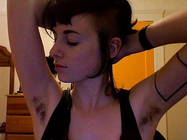 21P Hairy young Girls