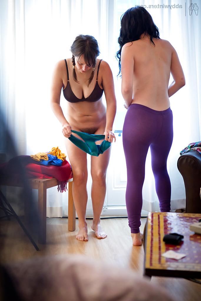 16P Hairy vaginas and nice all natural tits as seen by this peeking voyeur