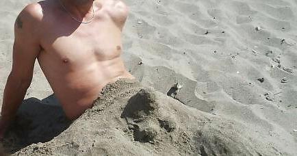 6P Beach time non nude