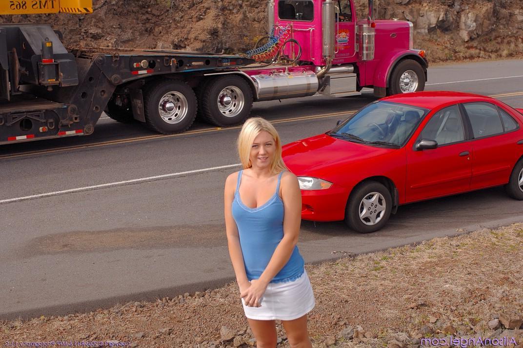20P Pictures of teen girl Alison Angel flashing outside