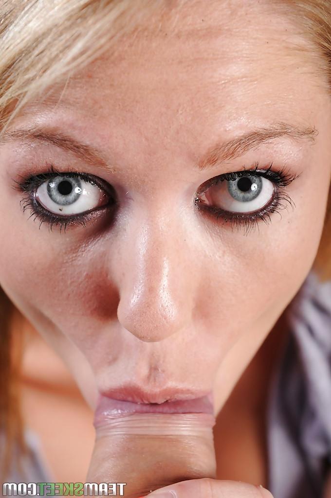 16P Brynn Tyler gives a fervent blowjob and gets her shaved cunt hammered