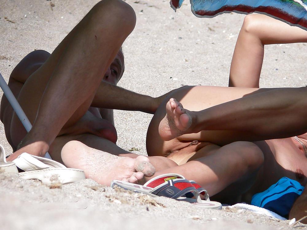 25P Beach #rec Asses& Holes HQGall3
