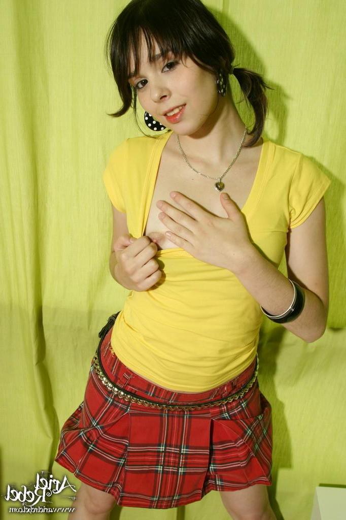 15P Sexy schoolgirl teen Ariel Rebel shows you up her skirt