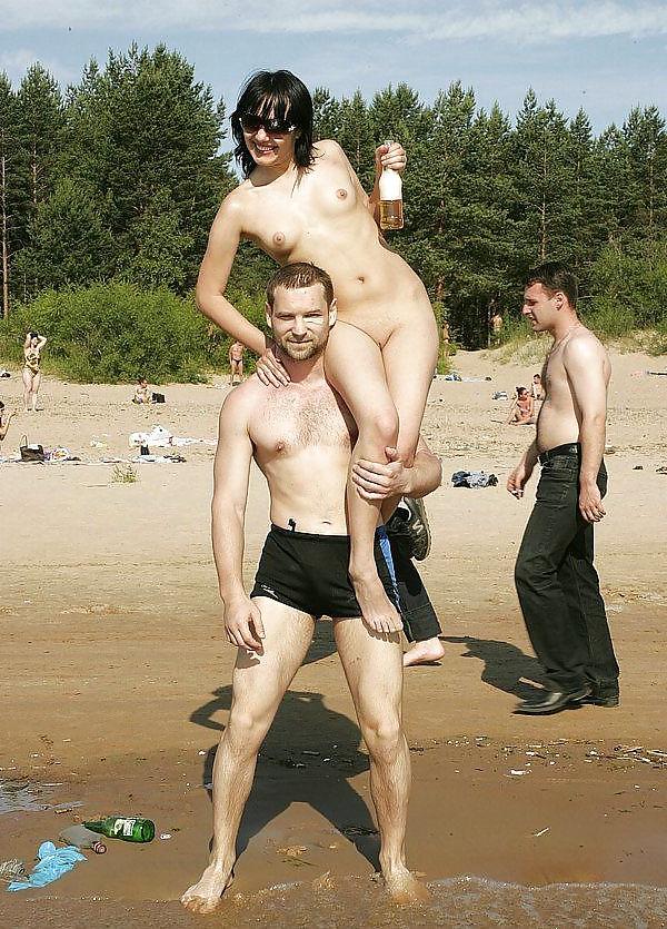 18P Beach, bitch, beer, amateur to suck dick