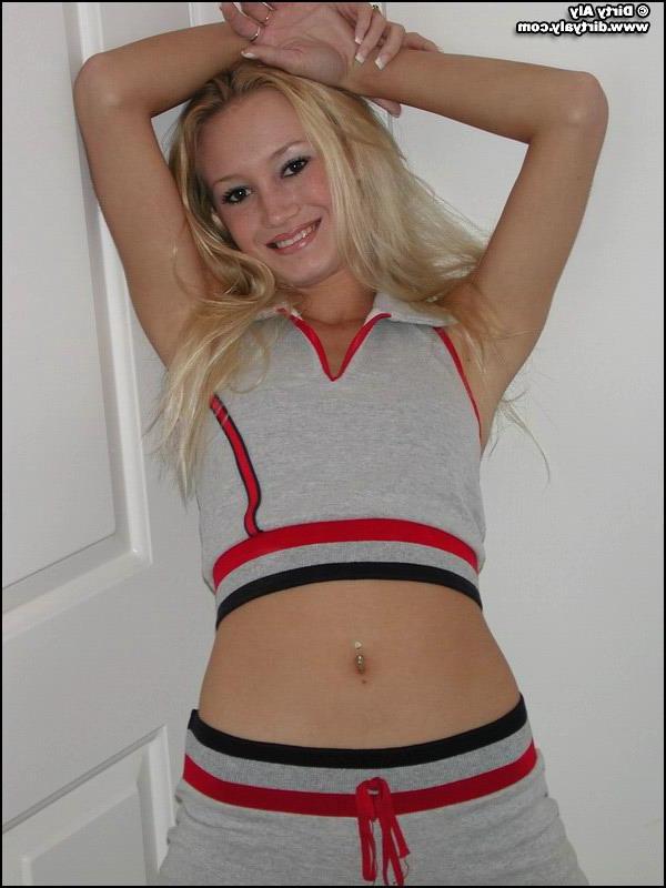 20P Aly gets naked and spreads her legs