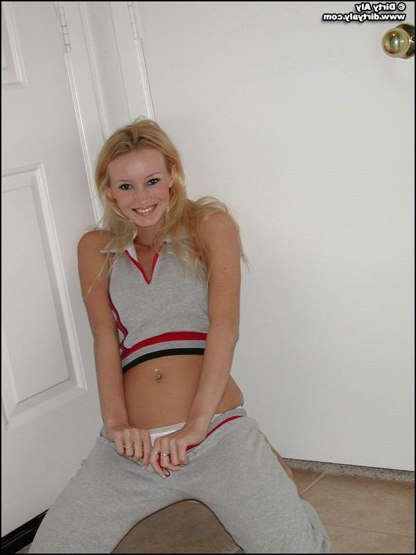 20P Aly gets naked and spreads her legs