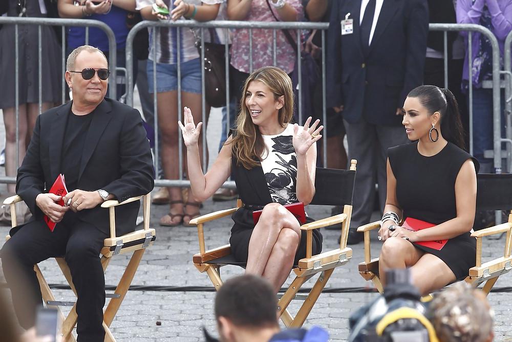 25P Kim Kardashian Panty Flash While Filming Project Runway