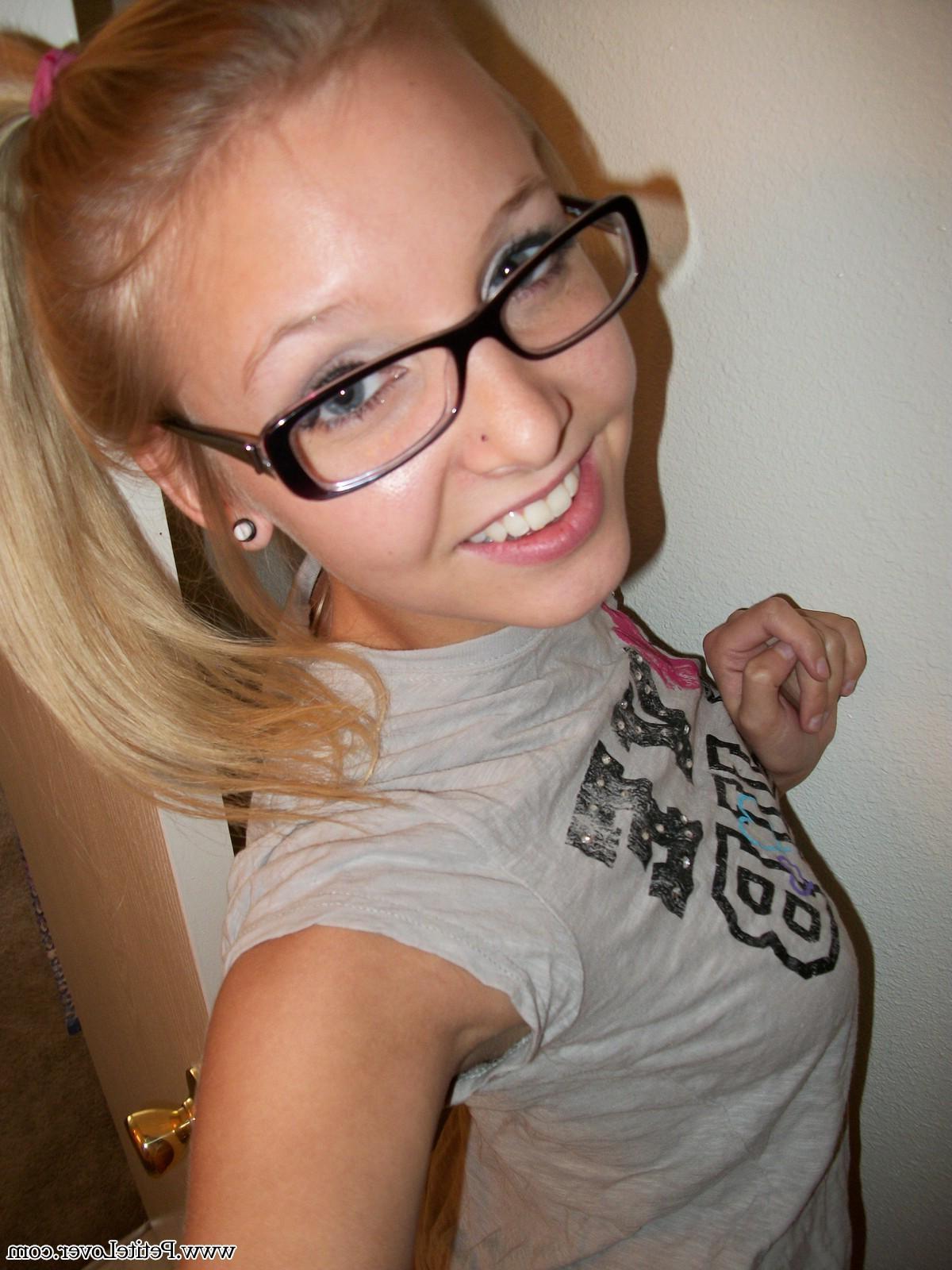 16P Petite blonde coed Elle takes naked selfies in the mirror