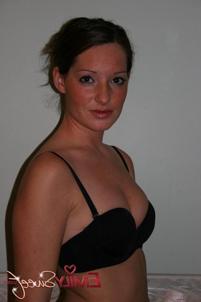 20P Pictures of teen Emily Sweet teasing you from home
