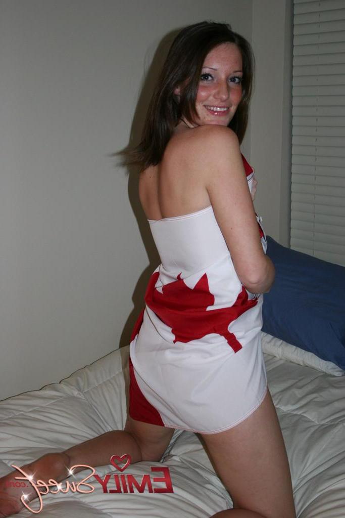 20P Pictures of teen girl Emily Sweet showing a bit of patriotism
