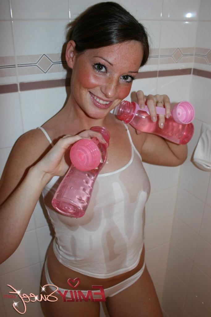20P Pictures of teen babe Emily Sweet getting all wet for you