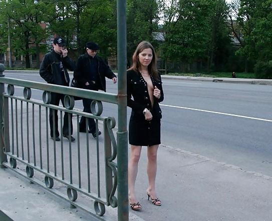 16P Teen brunette flashing in the street