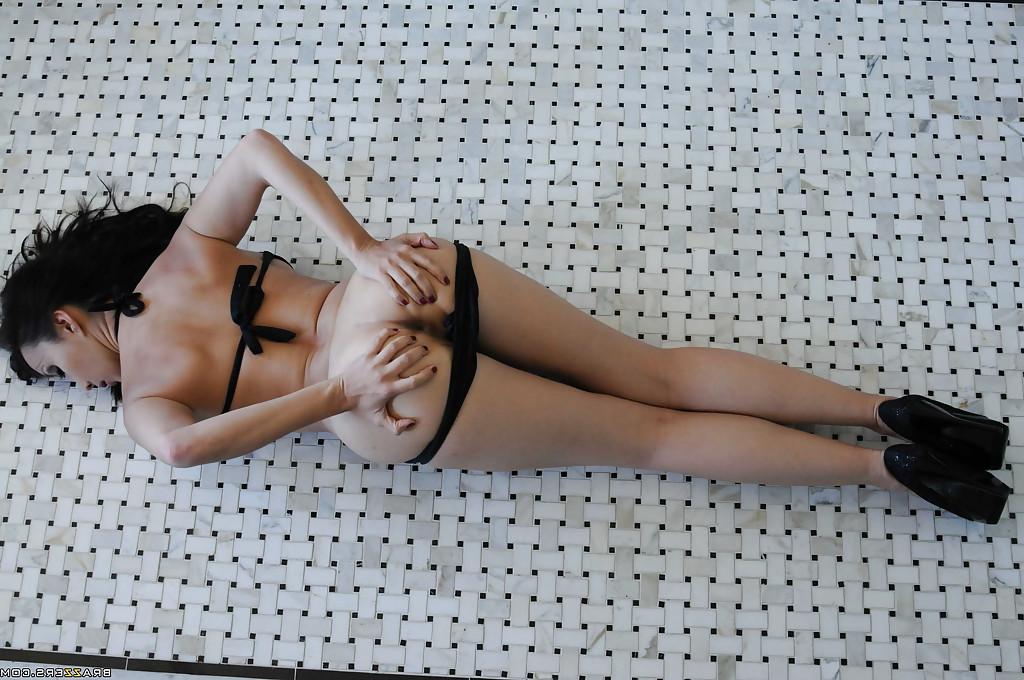 16P Stunning asian babe with big tits getting her ample ass wet
